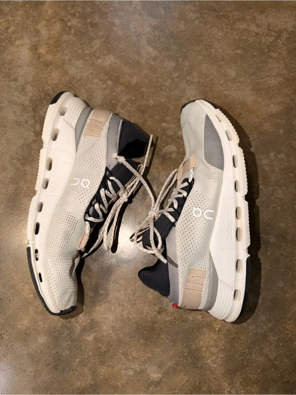 On Running On Cloud Sneakers Women’s 7 White Beige Navy Athletic Shoes EU 38 - Picture 1 of 12